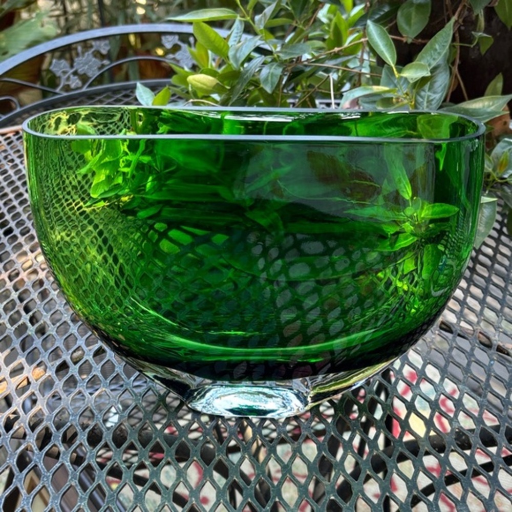 Excel hand blown emerald glass vase
